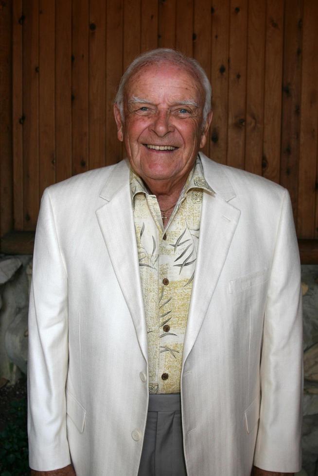 John Ingle arriving at the annual General Hospital Fan Club Luncheon at the Sportsmans Lodge in Studio City CA onJuly 12 20082008 photo