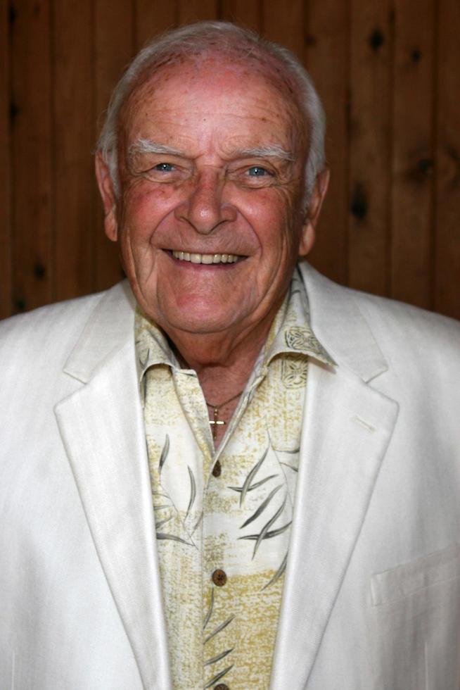 John Ingle arriving at the annual General Hospital Fan Club Luncheon at the Sportsmans Lodge in Studio City CA onJuly 12 20082008 photo