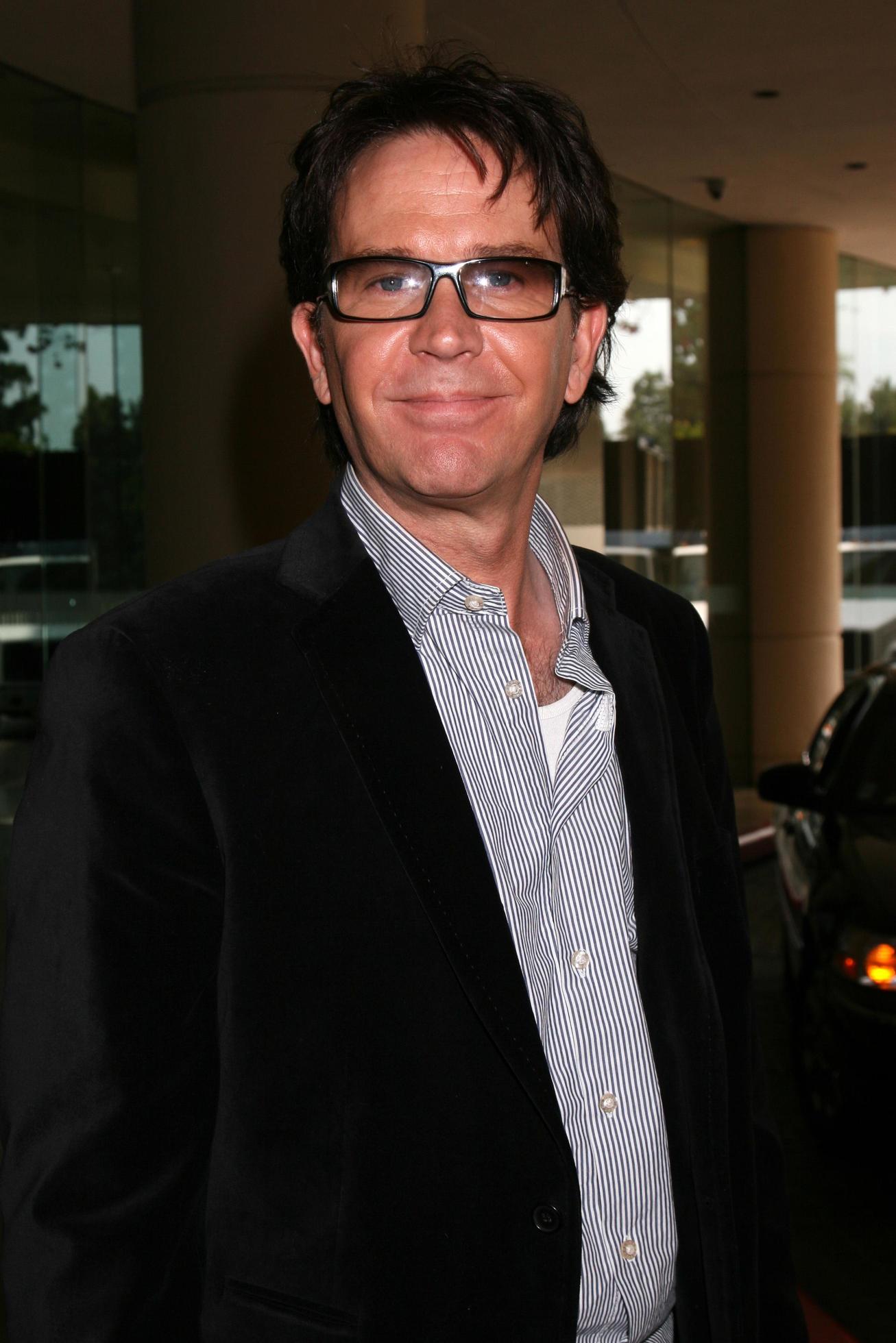 Timothy Hutton departing from the Beverly Hilton Hotel in Beverly Hills