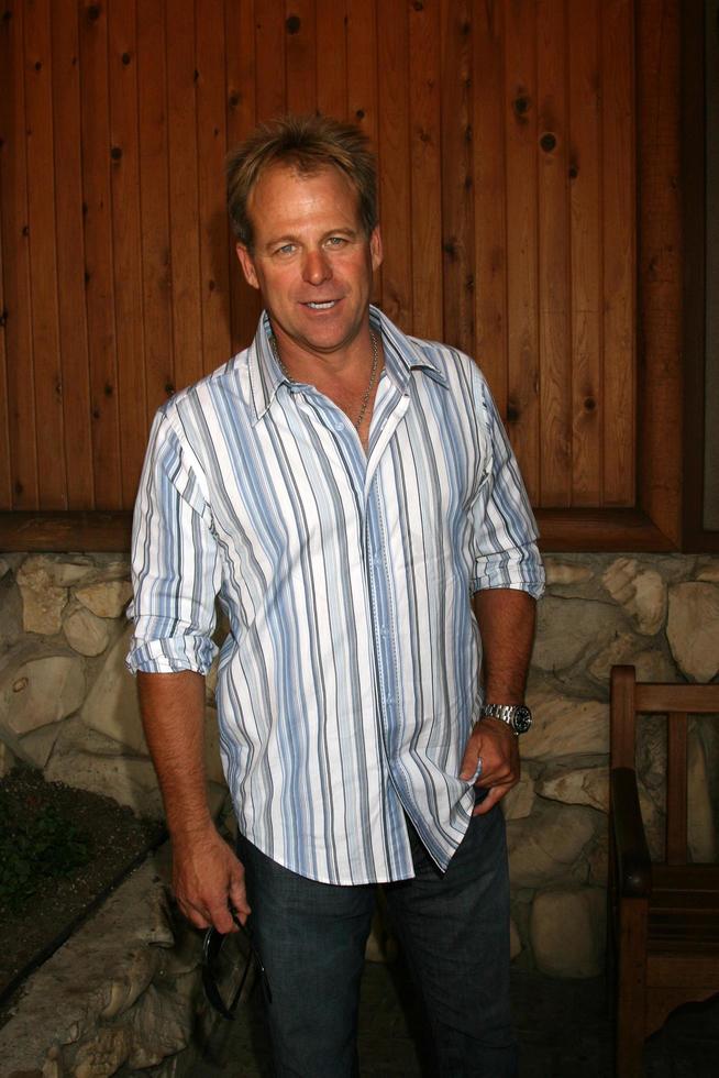 Kin Shriner  arriving at the annual General Hospital Fan Club Luncheon at the Sportsmans Lodge in Studio City CA onJuly 12 20082008 photo