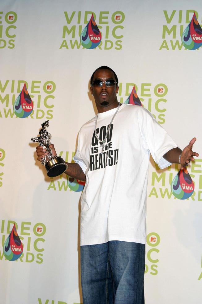 sean Diddy peine prensa habitacionmtv vídeo música premiosamerican aerolíneas arenamiami flaugusto 28 20052005 foto