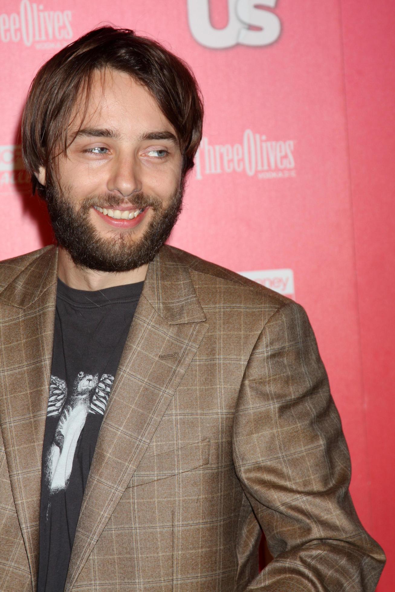 Vincent Kartheiser arriving at the US Weekly Hot Hollywood Party at