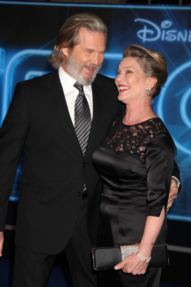 LOS ANGELES  DEC 11  Jeff Bridges Susan Bridges  arrives at the TRON Legacy Premiere at El Capitan Theater on December 11 2010 in Los Angeles CA photo