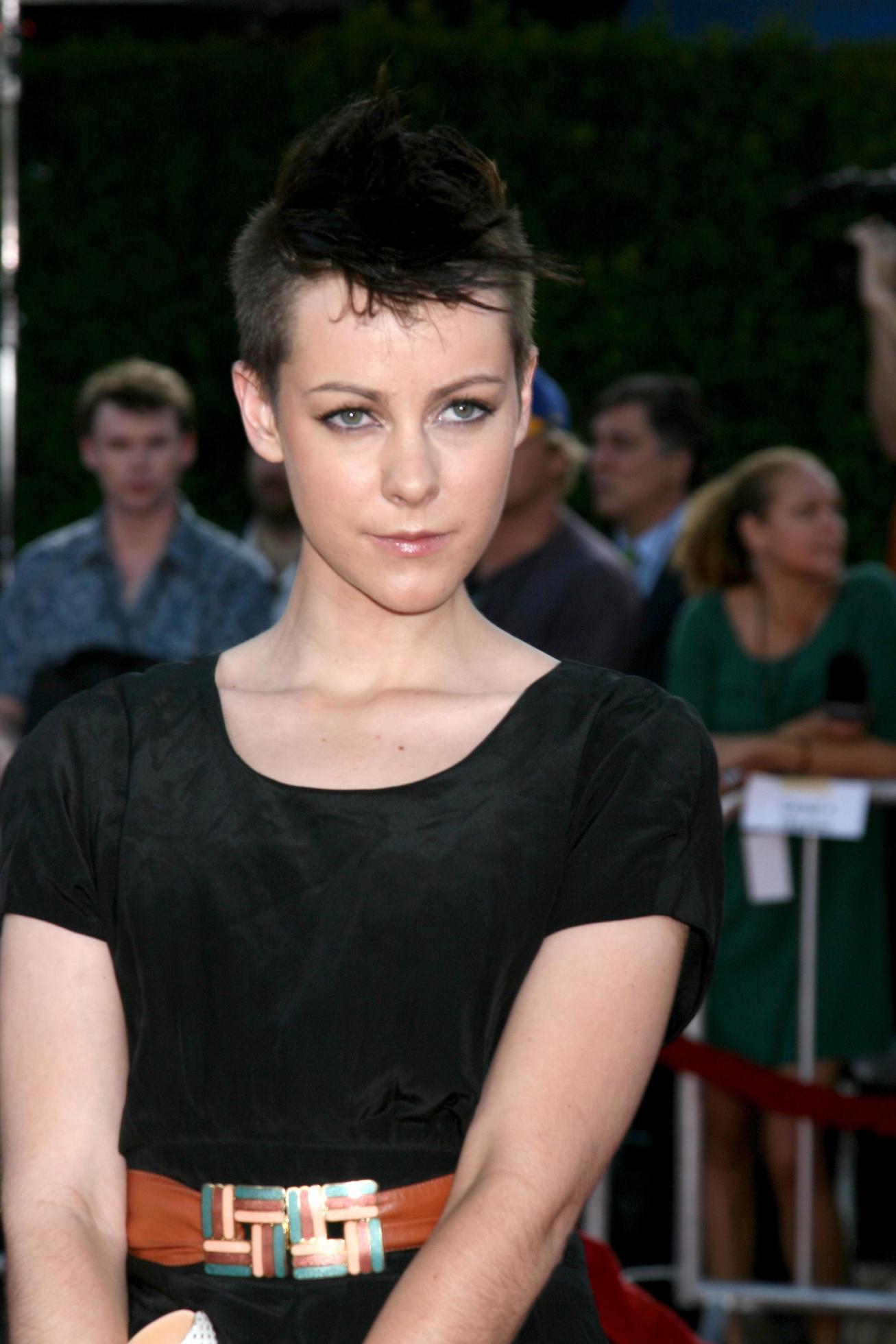 Jenna Malone arriving at Tropic Thumder Premiere at the Manns Village