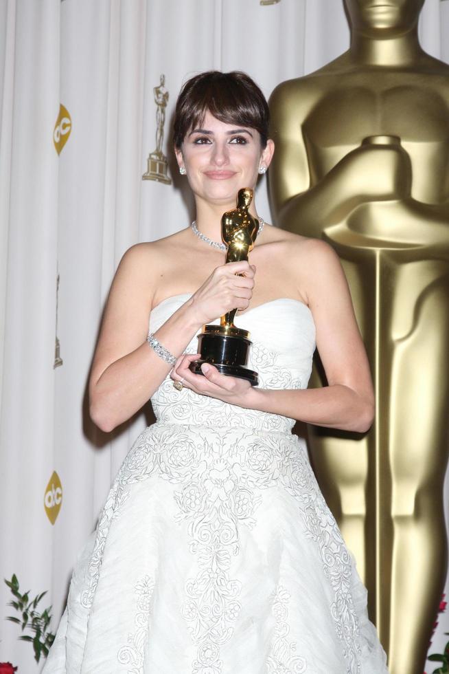 Penelope Cruz  in the 81st Academy Awards Press Room at the Kodak Theater in Los Angeles CA  onFebruary 22 20092009 photo