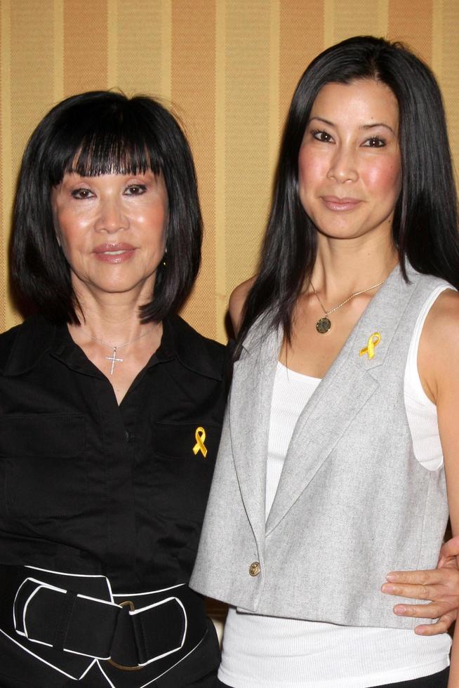 Mary  Lisa Ling arriving at the 2009 Step Up Womens Networks Inspiration Awards Luncheon  at the Beverly Wilshire Hotel in Beverly Hills CA   on June5 2009 2009 photo