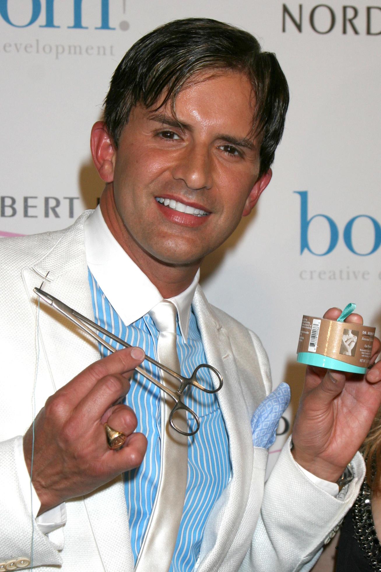 Dr Robertt Rey arriving at the Dr Robert Rey Sensual Solutions Launch