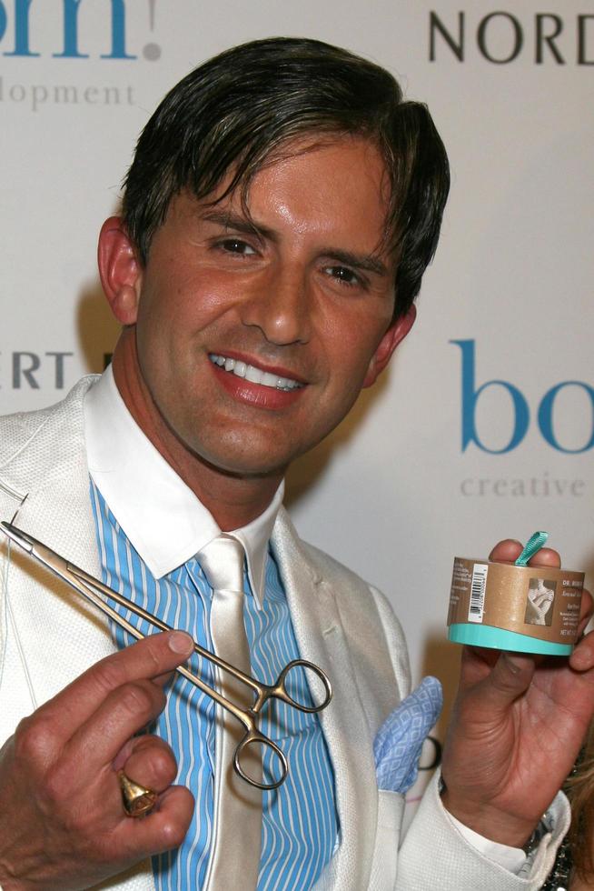 Dr Robertt Rey arriving at the Dr Robert Rey Sensual Solutions Launch