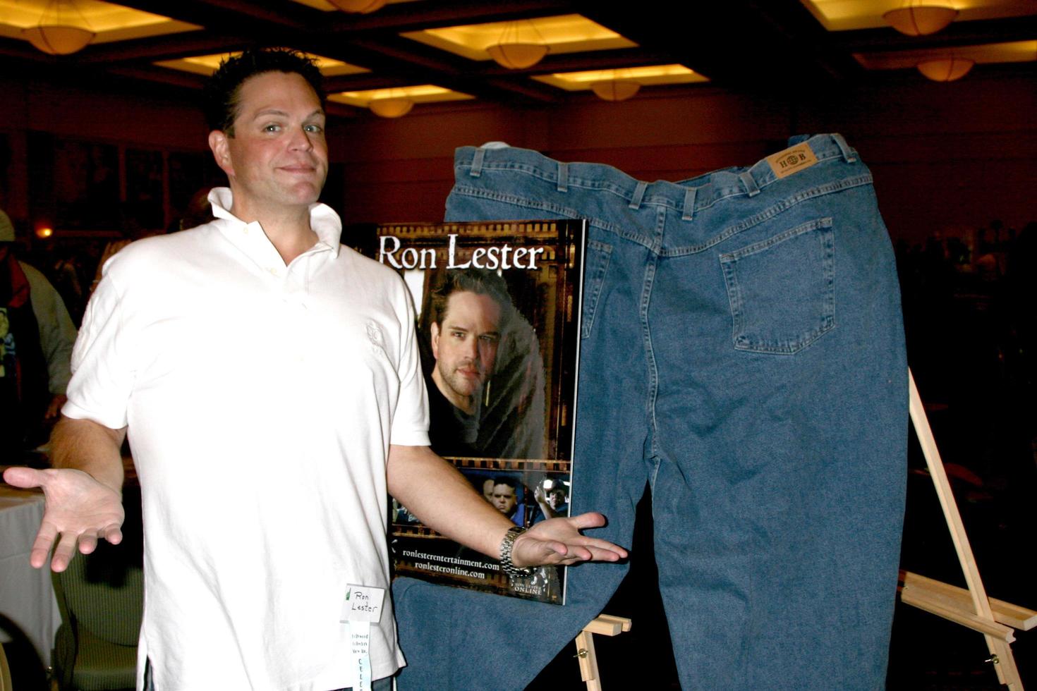 Ron Lester at the Hollywood Collector Show at the Burbank Marriott Convention Center in Burbank  CA onOctober 4 20082008 photo