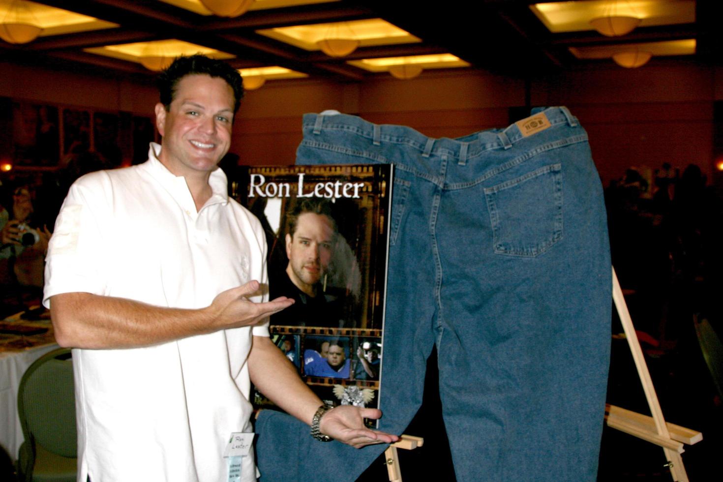 Ron Lester at the Hollywood Collector Show at the Burbank Marriott Convention Center in Burbank  CA onOctober 4 20082008 photo