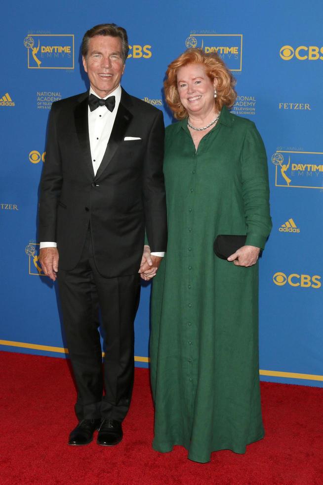 LOS ANGELES JUN 24 Peter Bergman Mariellen Bergman at the 49th Daytime(03)