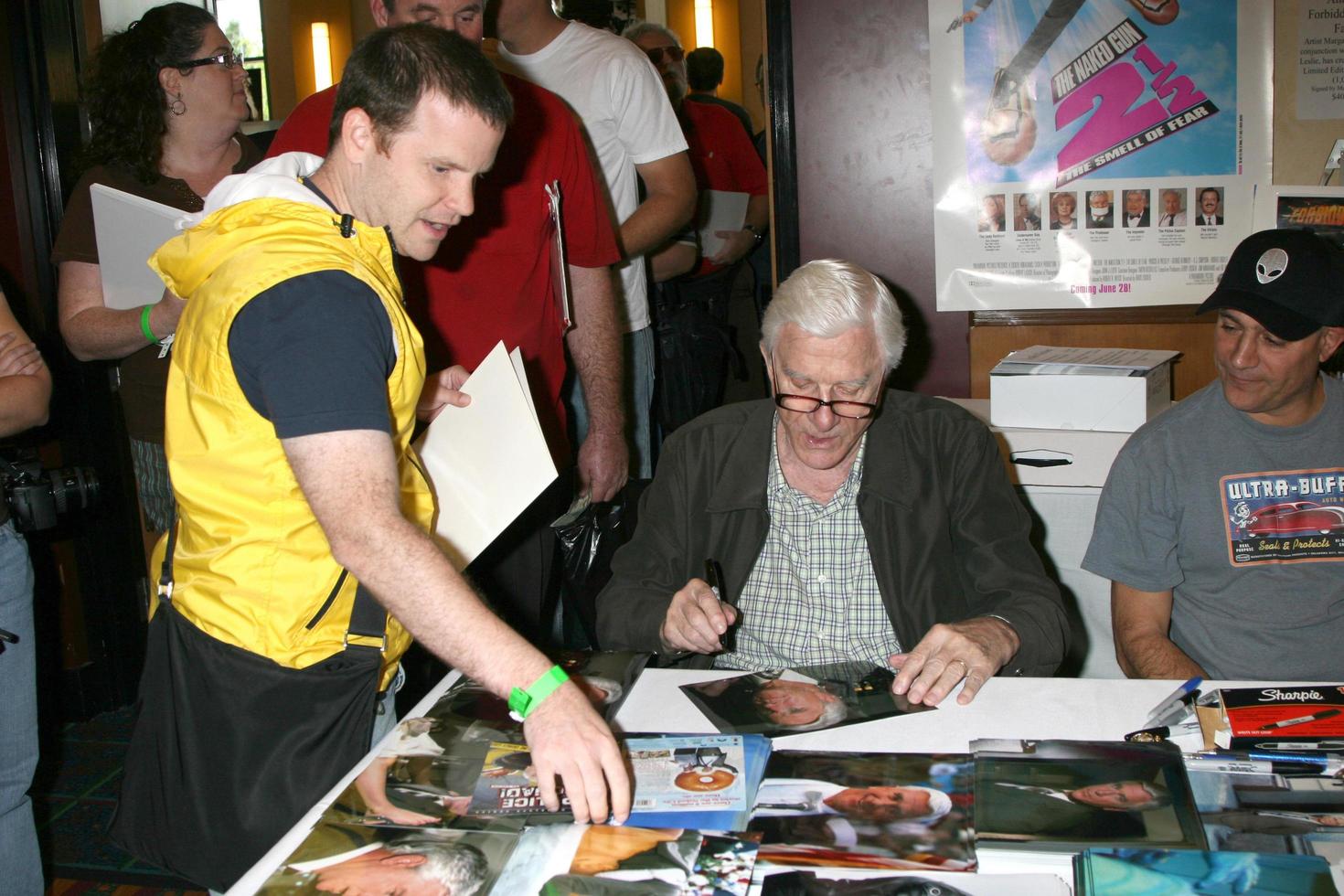 Leslie Nielson  at the Hollywood Collector Show at the Burbank Marriott Convention Center in Burbank  CA onOctober 4 20082008 photo