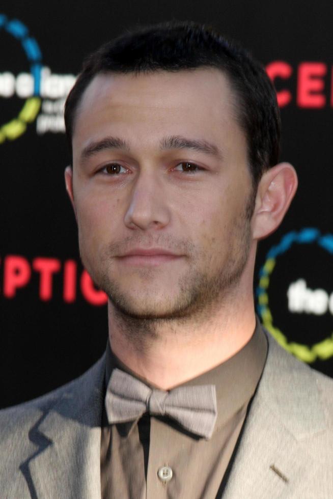 LOS ANGELES JUL 13 Joseph GordonLevitt arrive at the Inception Premiere