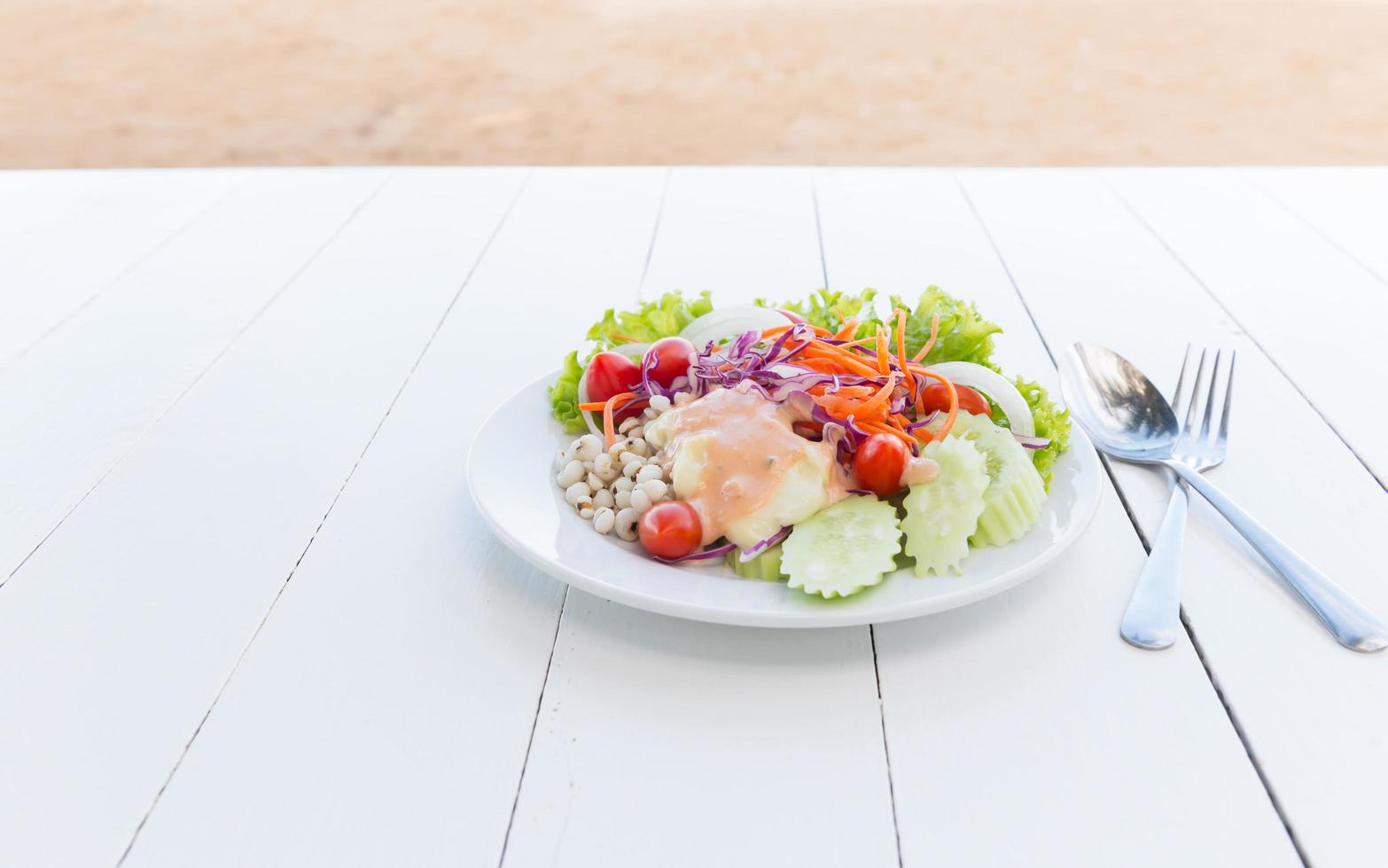 fresh vegetable salad photo