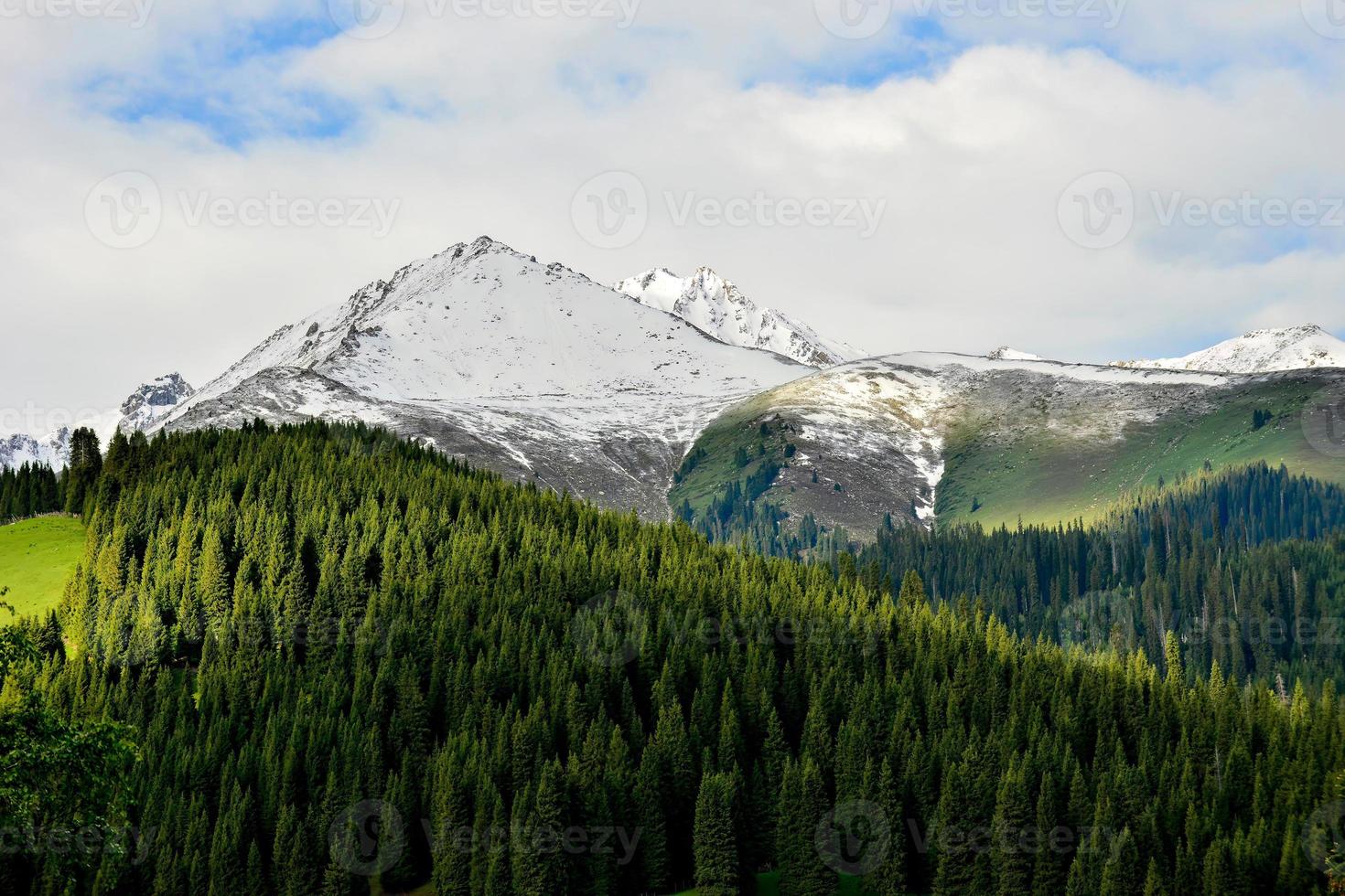 Qiongkushtai is a secret garden and a small Kazakh village in Xinjiang. photo