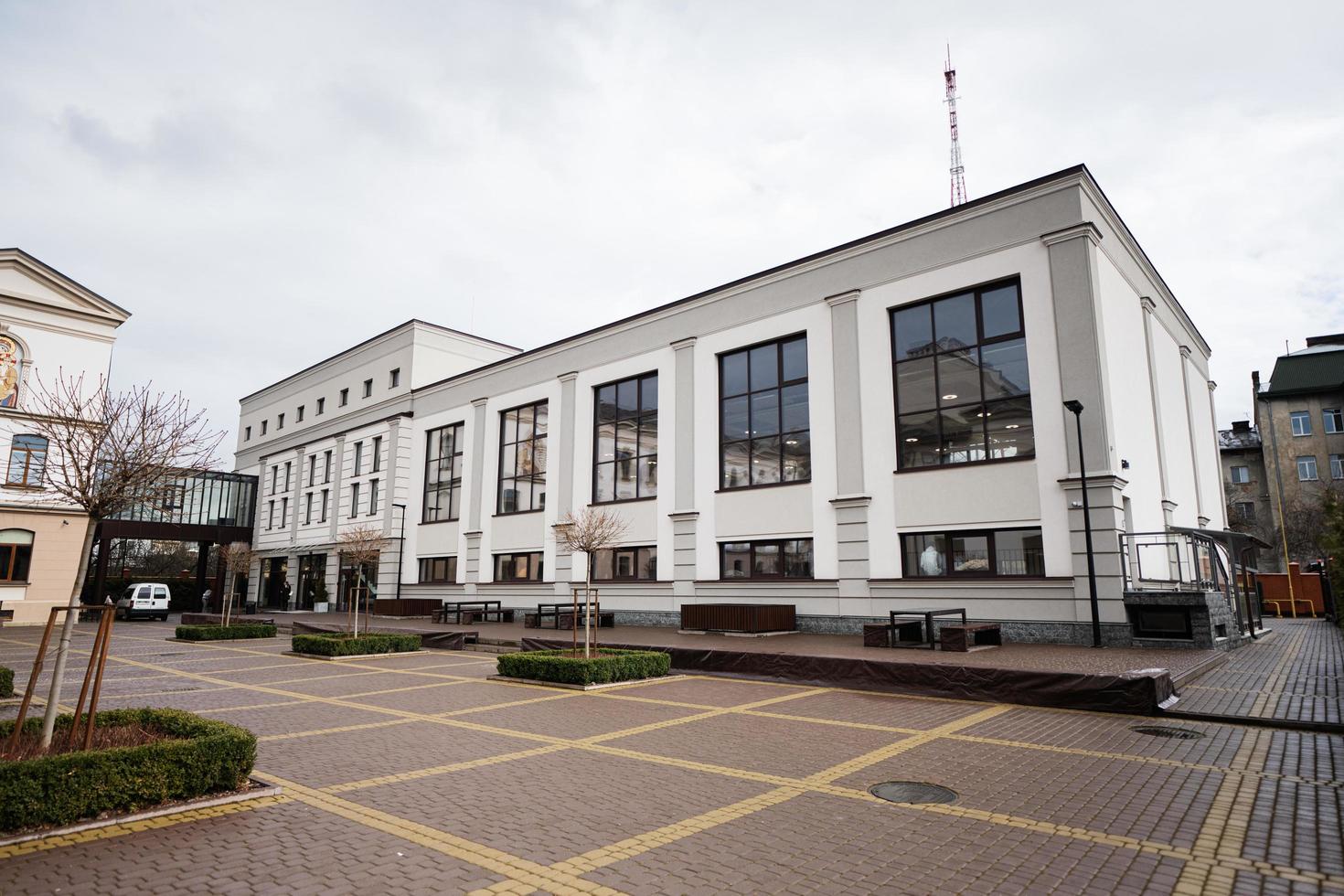 ivano frankivsk católico liceo. foto