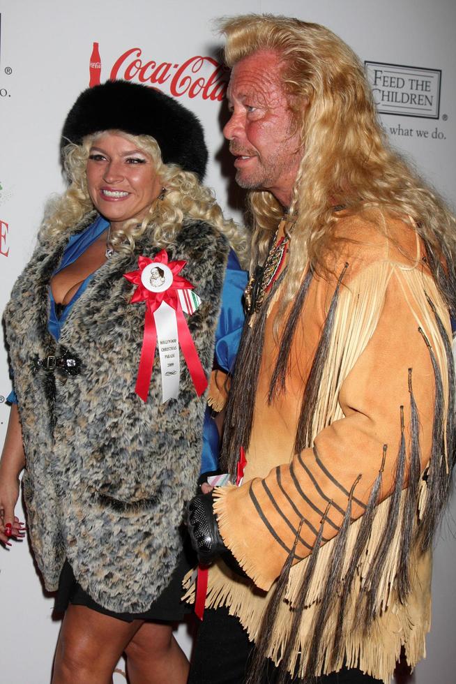 Duane Dog Chapman  Wife Betharriving at the 2009 Hollywood Christmas Parade Hollywood Roosevelt HotelLos Angeles  CANovember 29 20092009 photo