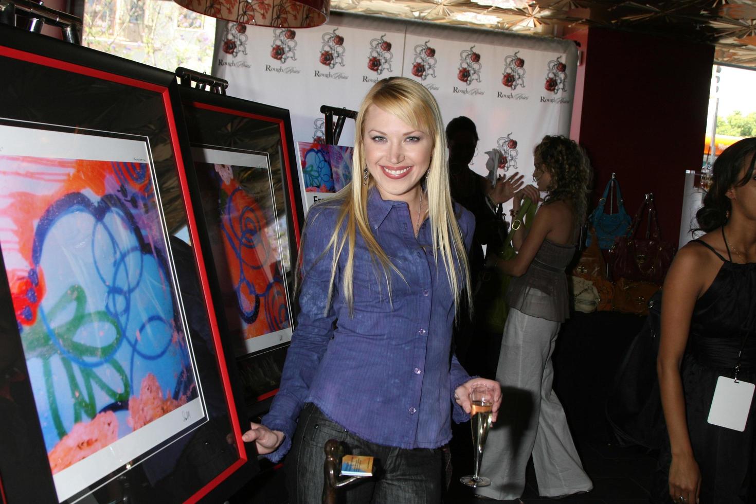 Adrienne Frantz GBK MTV Movie Awards Gifting Suites Crimson  OperaLos Angeles  CAMay 30 20082008 photo