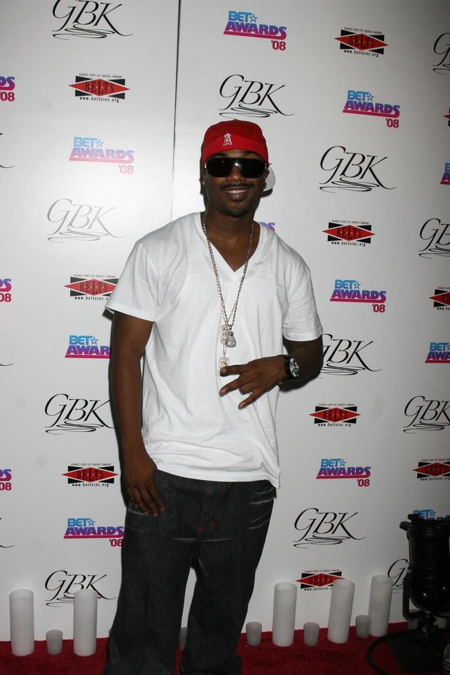 Ray J Norwood at the BET Awards GBK Gifting Lounge outside the Shrine Auditorium in Los Angeles CA onJune 23 20082008 photo