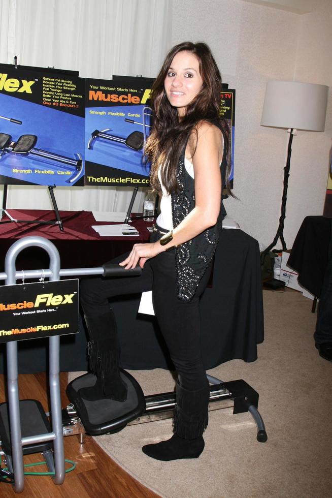 Kara DioGuardi New American Idol Judgeat the GBK Emmy Gifting Suites at the Mondrian Hotel  in West Los Angeles CA onSeptember 19 20082008 photo