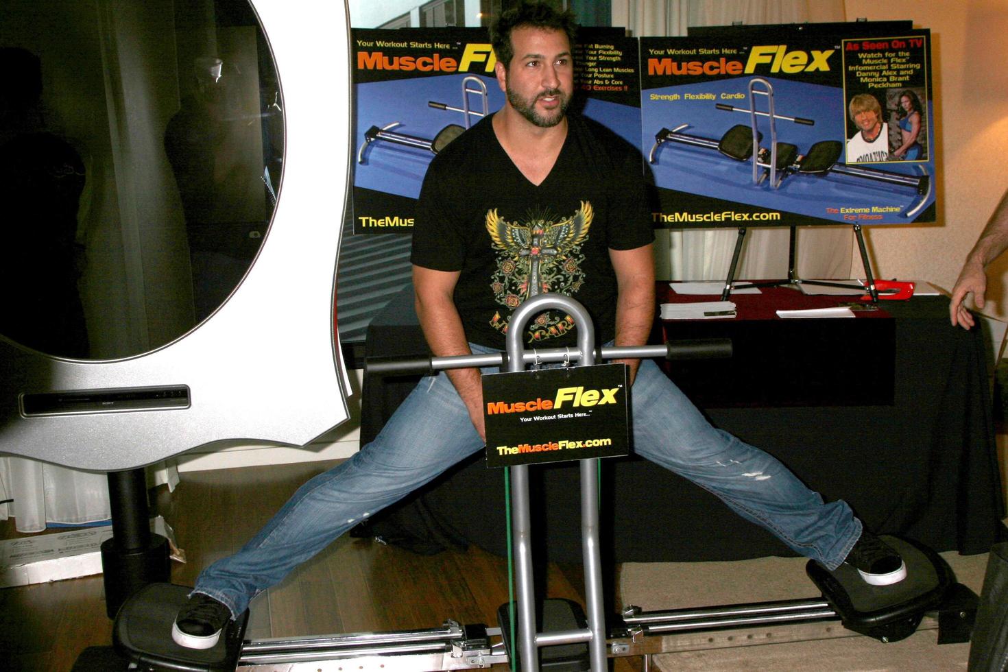 Joey Fatoneat the GBK Emmy Gifting Suites at the Mondrian Hotel  in West Los Angeles CA onSeptember 19 20082008 photo