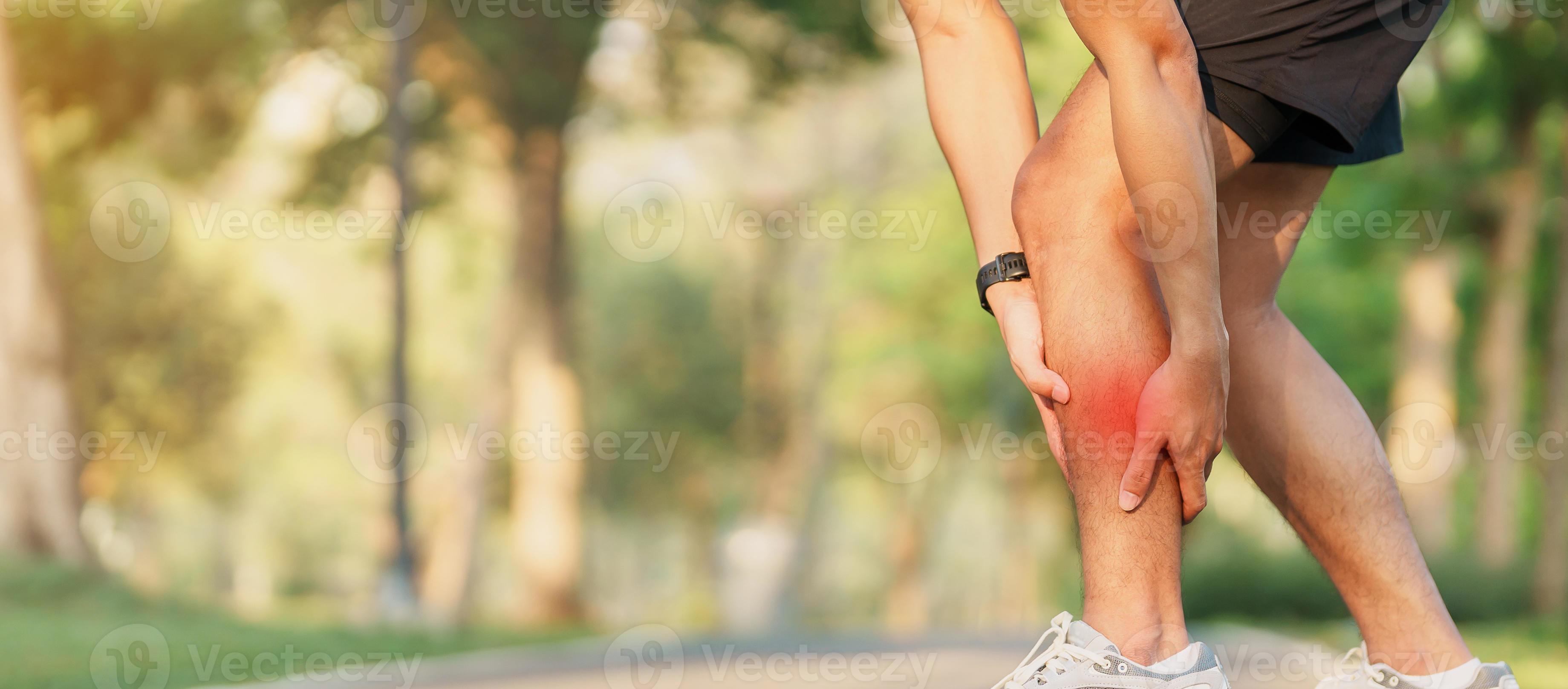 Bodybuilder with Injured Leg Doing Pull Ups. Stock Image - Image of  accident, cross: 116697139