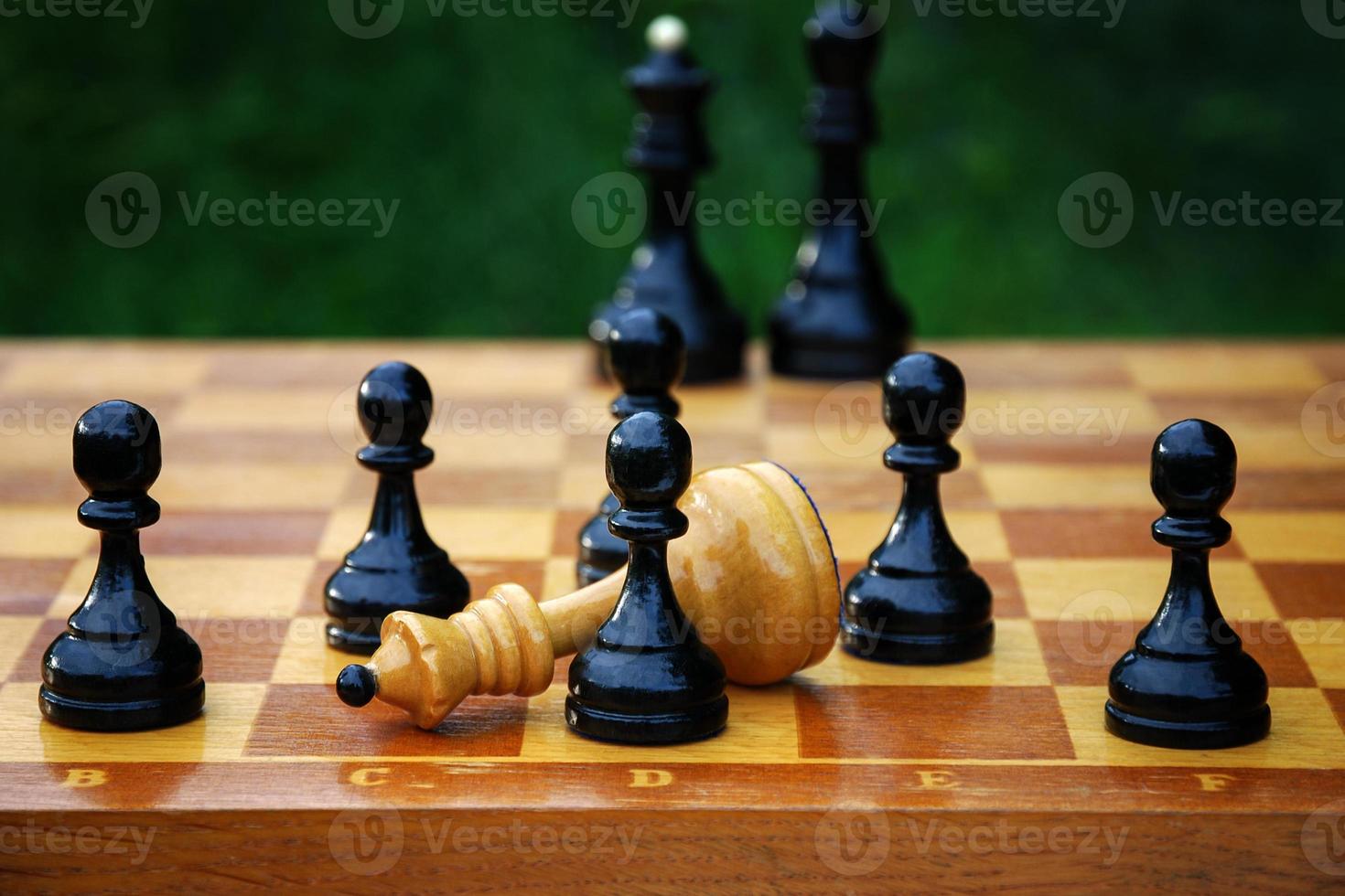 Replying to @High IQ Chess Finale !! Buy Your Own Chessboard Link In B