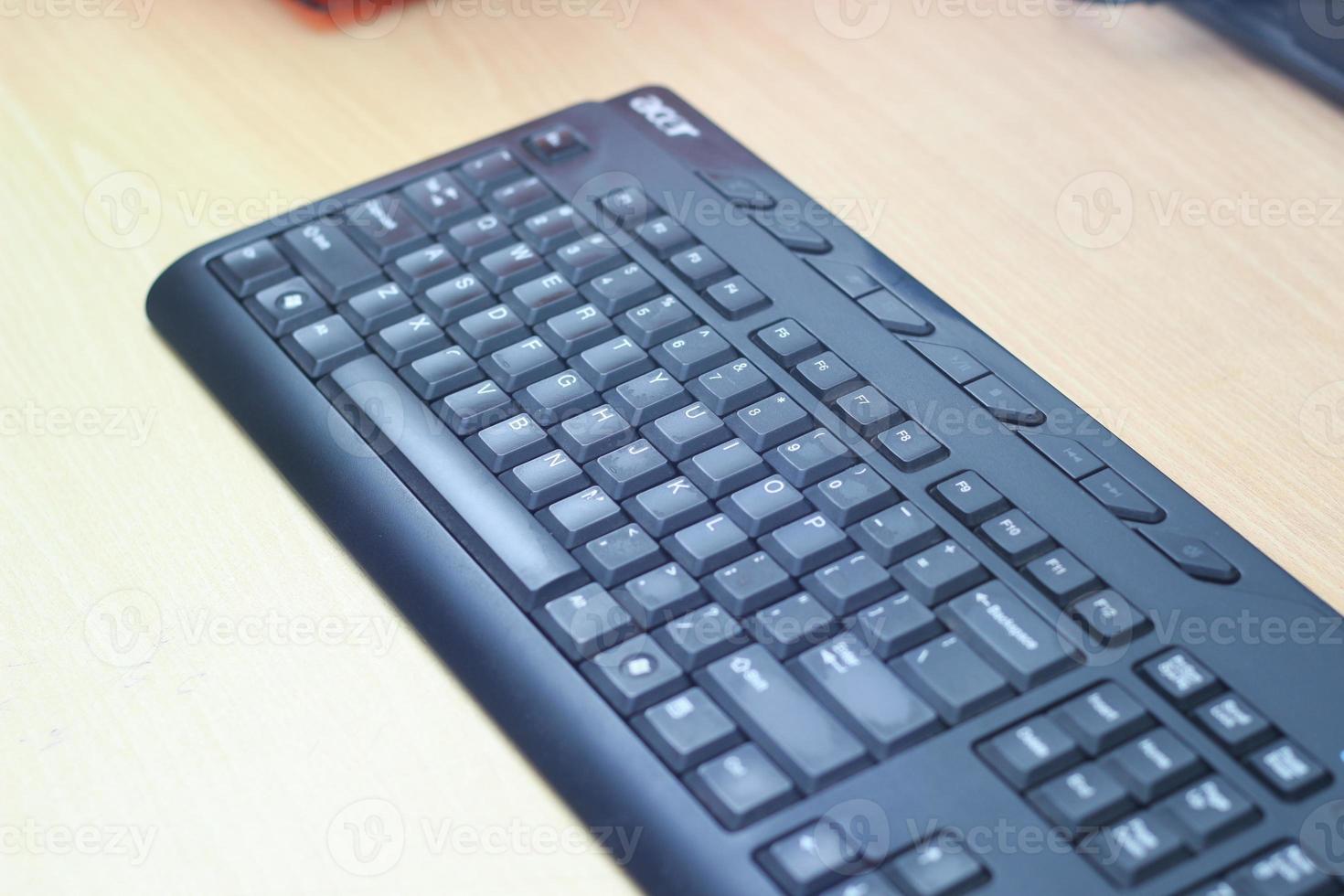 a photo of a black mouse and keyboard to work with. Technology equipment concept photo.