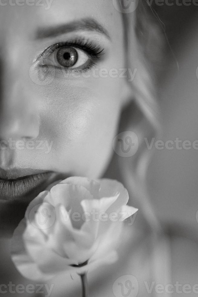 morning of the bride with the creation of the image photo