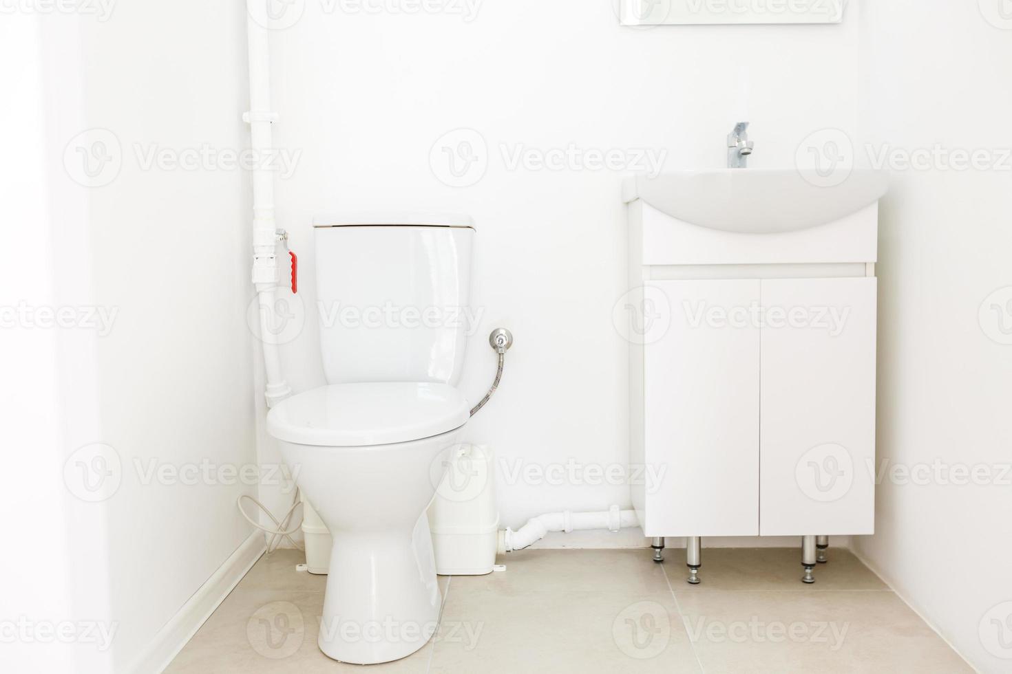 small toilet in a small office photo