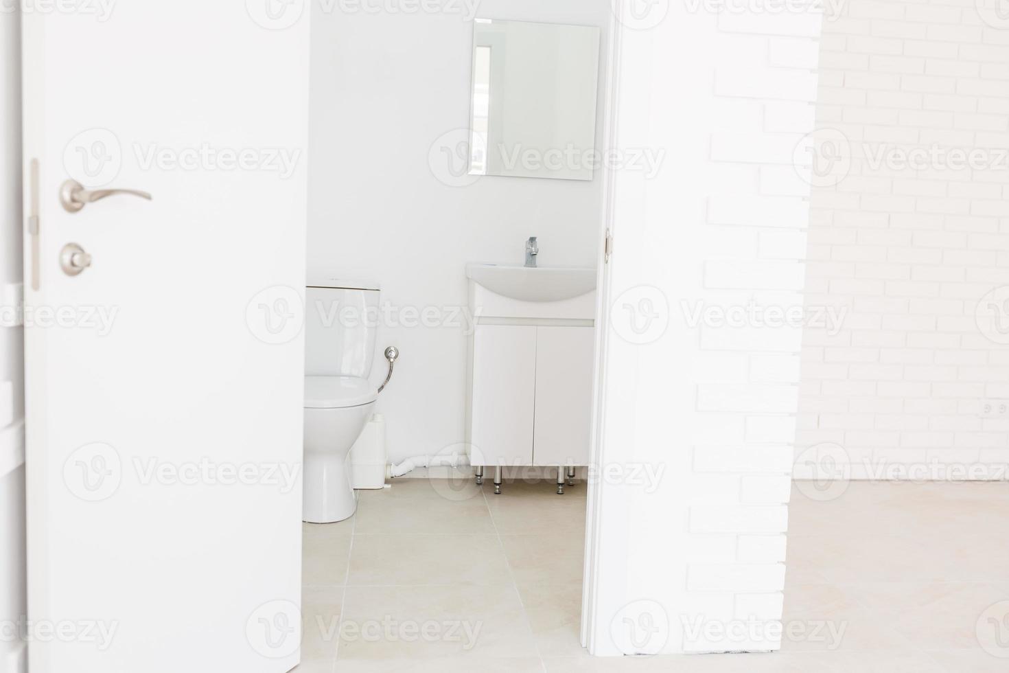 small toilet in a small office photo