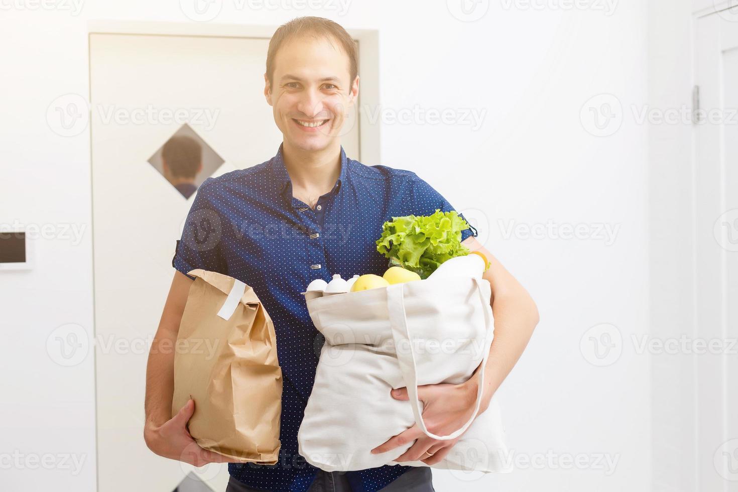 delivery of products to doors photo