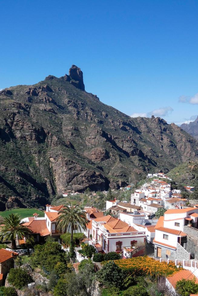 pueblo de tejeda en el centrar de el isla de gran canarias foto