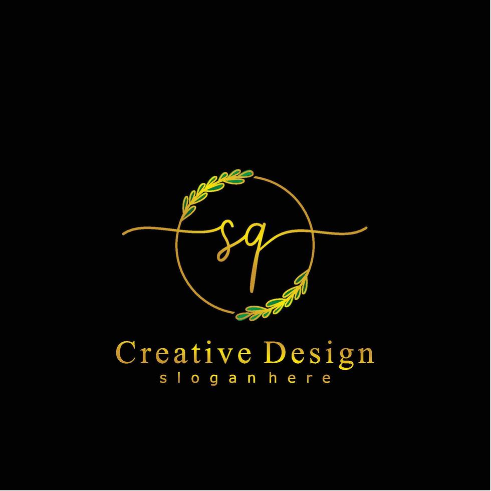 inicial sq belleza monograma y elegante logo diseño, escritura logo de inicial firma, boda, moda, floral y botánico logo concepto diseño. vector