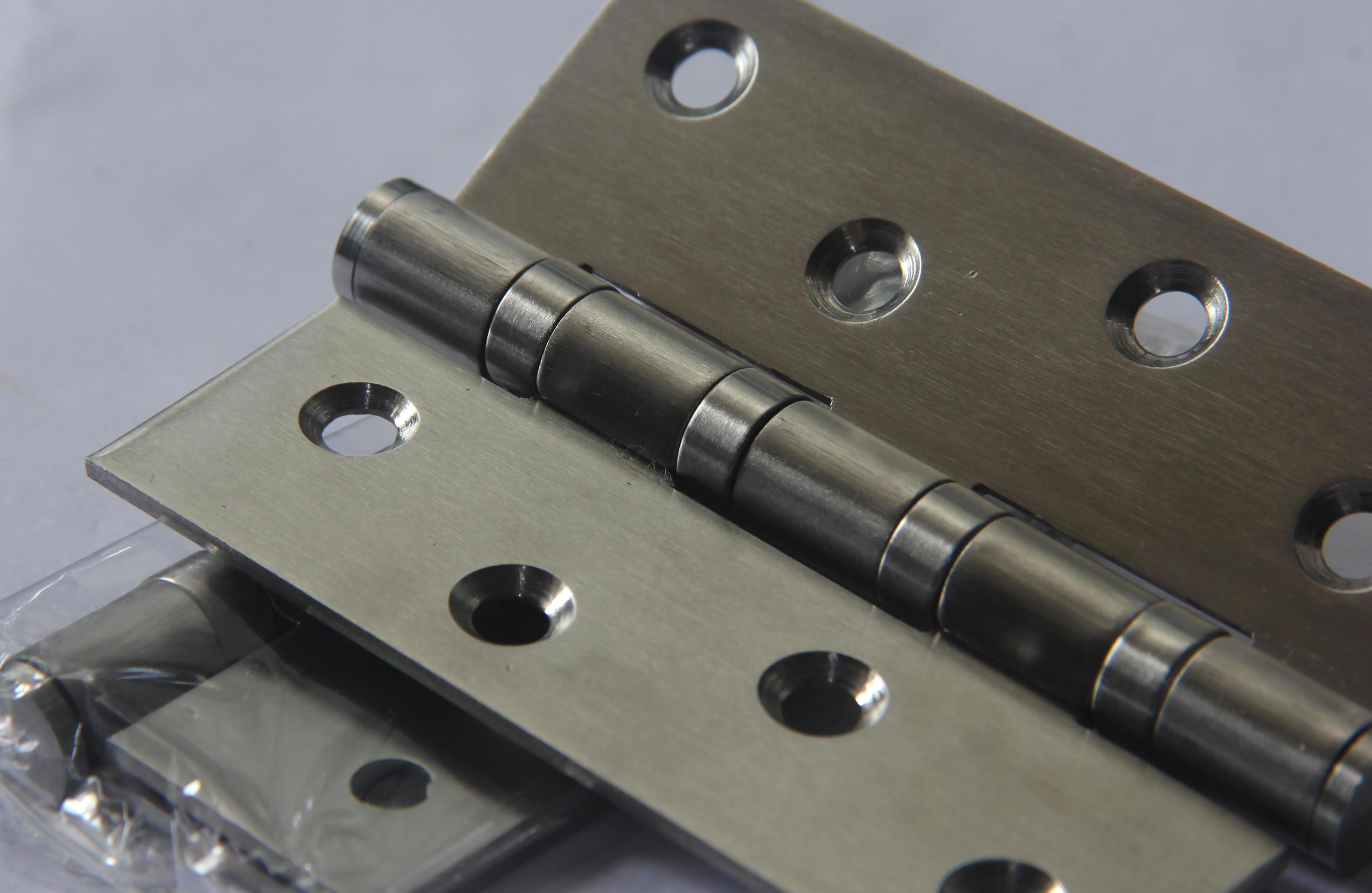 Butterfly door hinge with strong metal iron stainless steel material