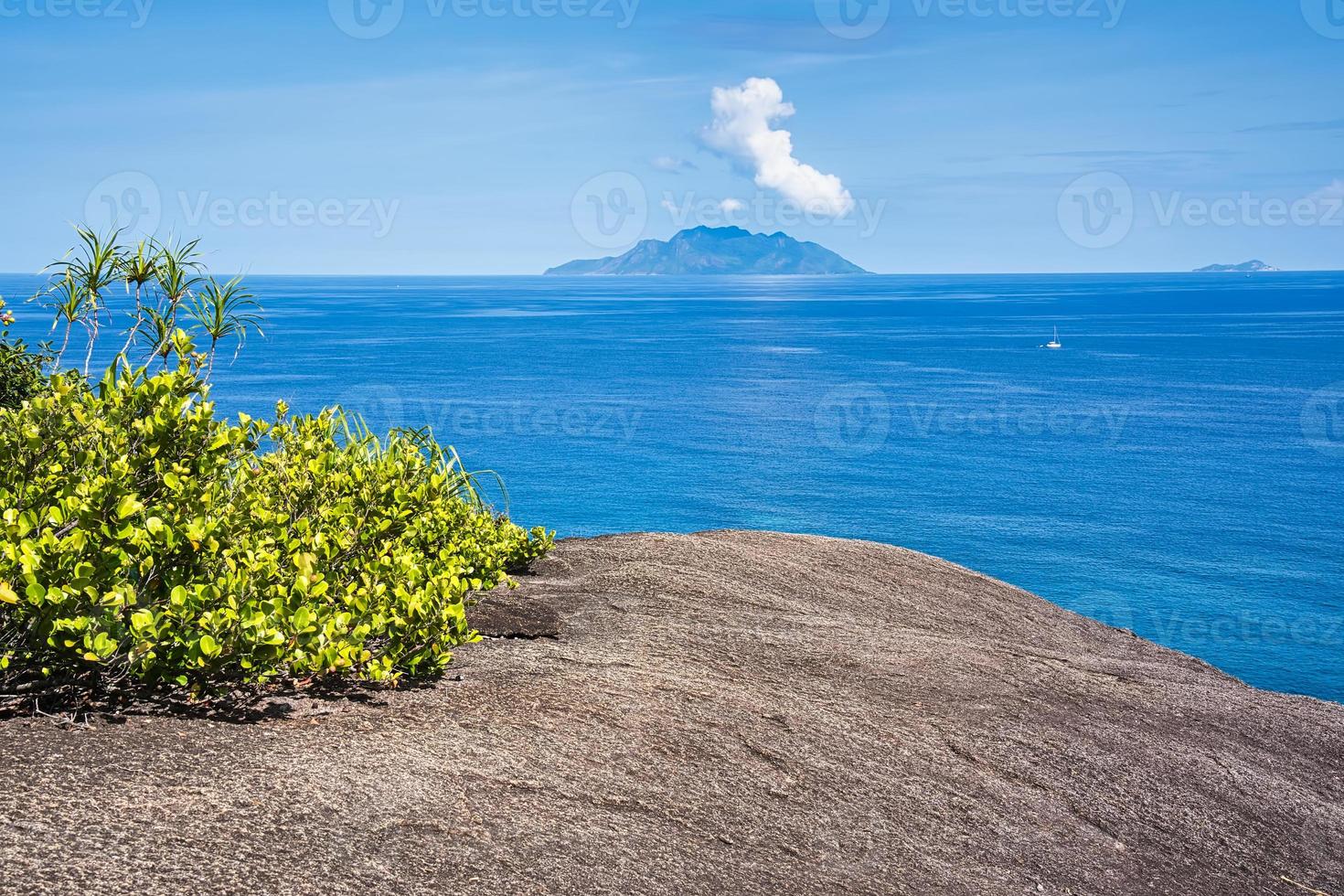 Anse major nature trail view point Silhouette and north island photo