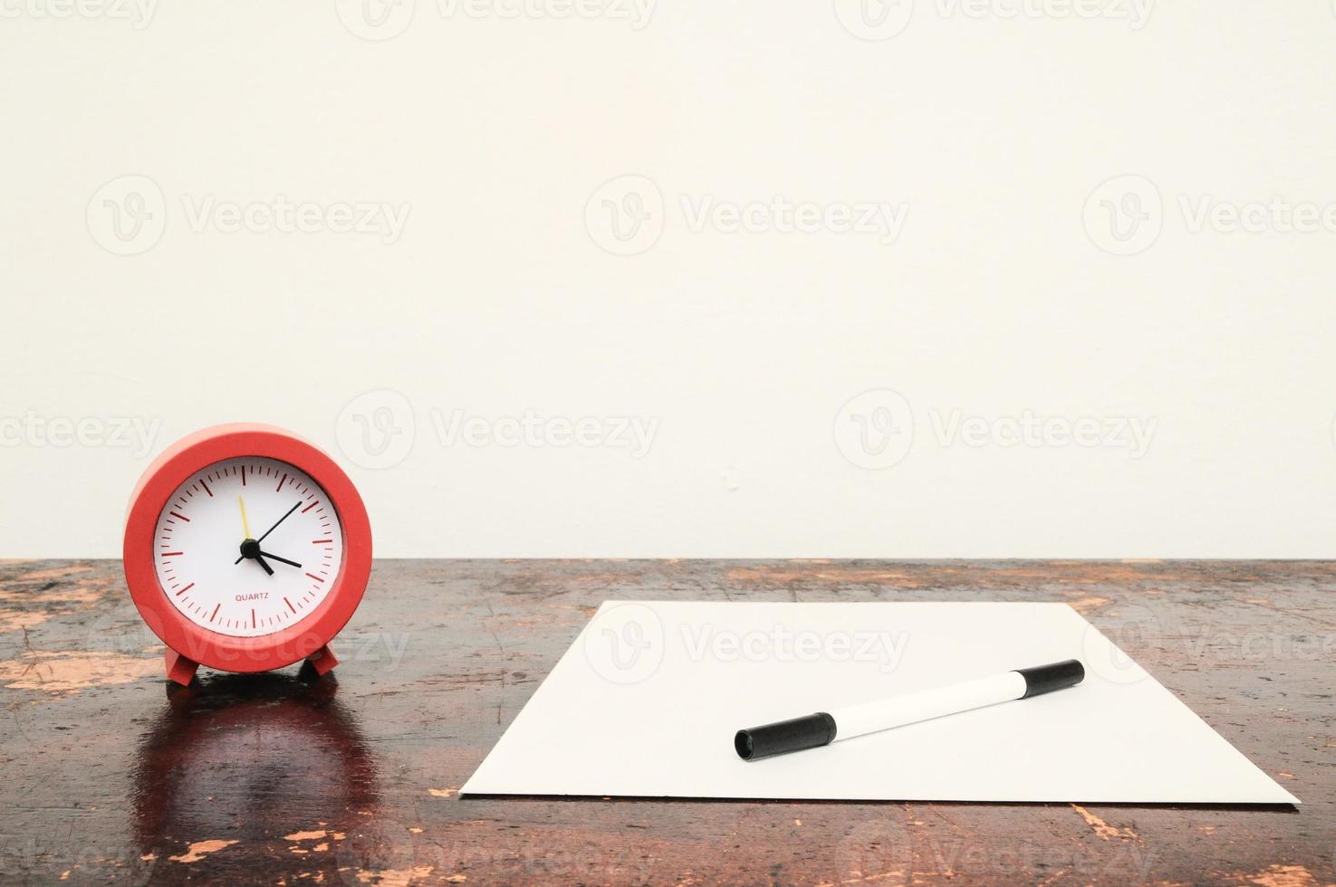 Paper and clock photo