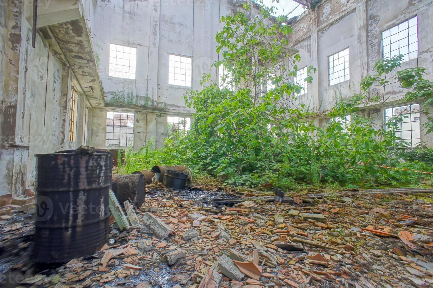 Abandoned building ruins photo