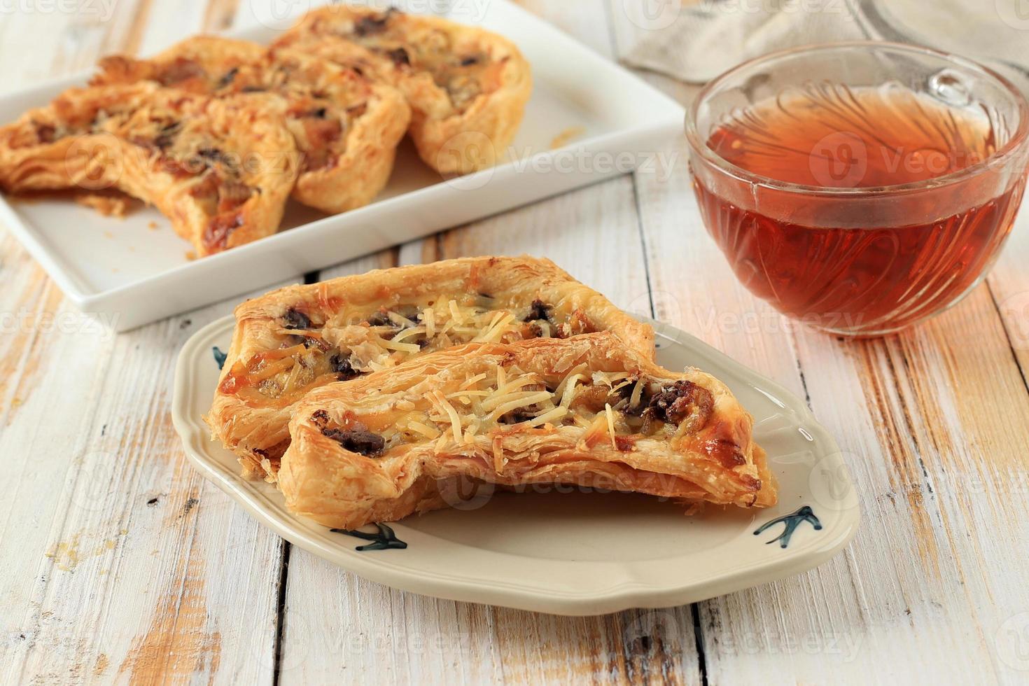 Banana Milk Crispy Pastry, Pastry Sheet Shaped Banana, 21772394 Stock