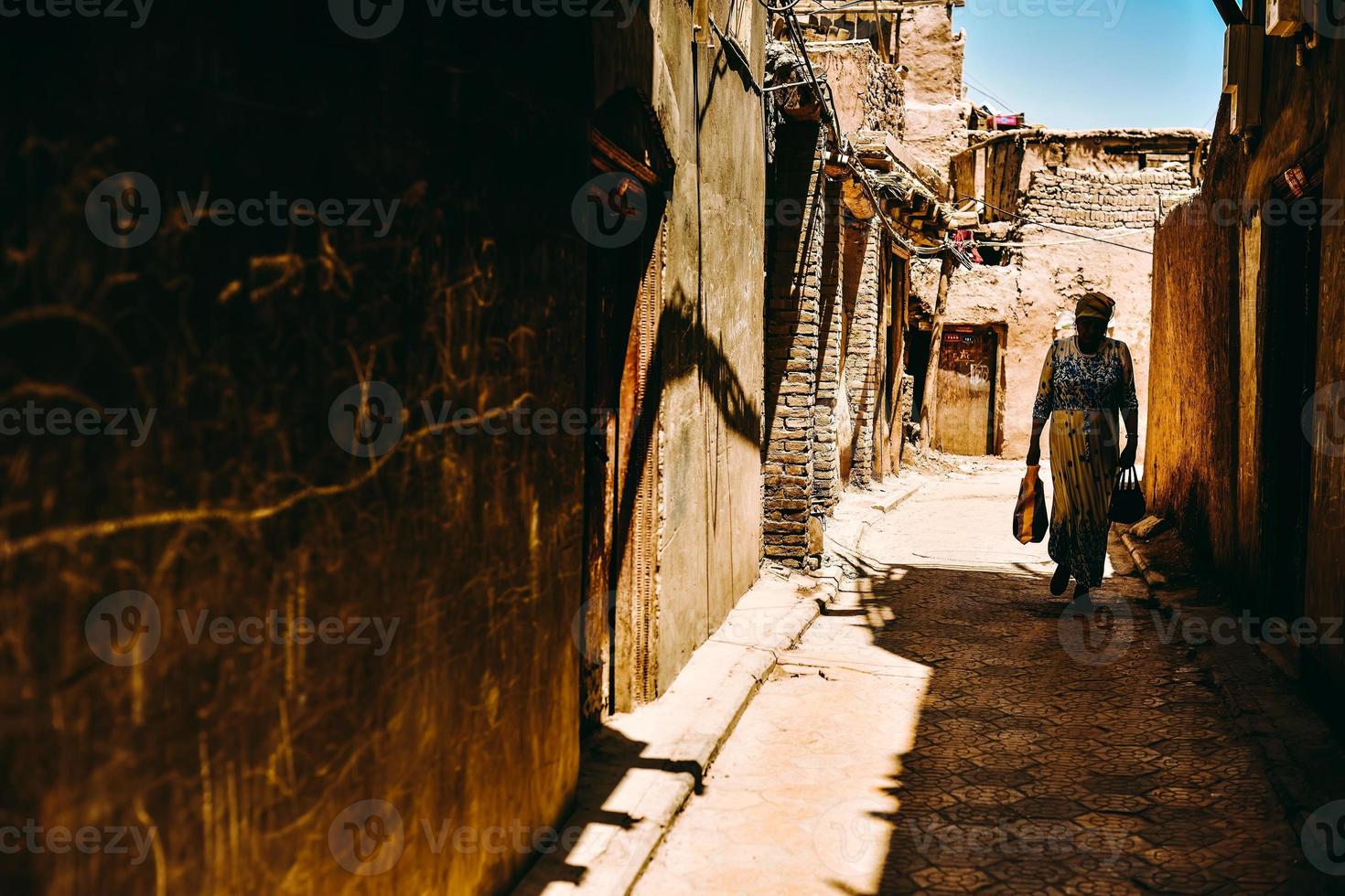 The dilapidated and long-standing Folk Houses on Hathpace in Kashgar, Xinjiang photo