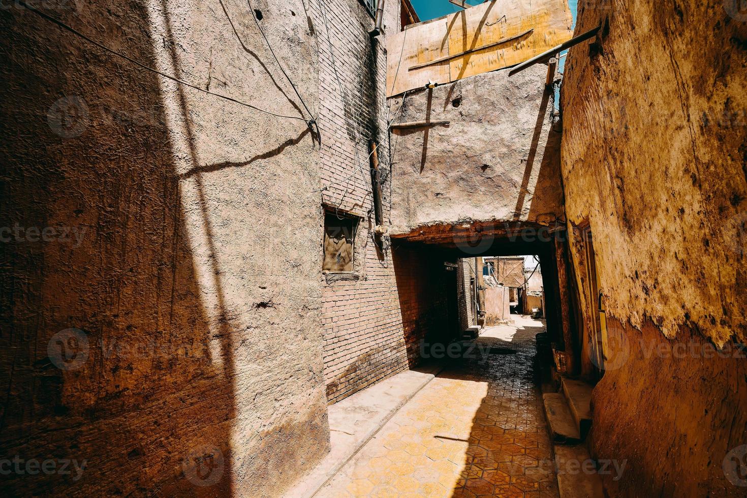 The dilapidated and long-standing Folk Houses on Hathpace in Kashgar, Xinjiang photo