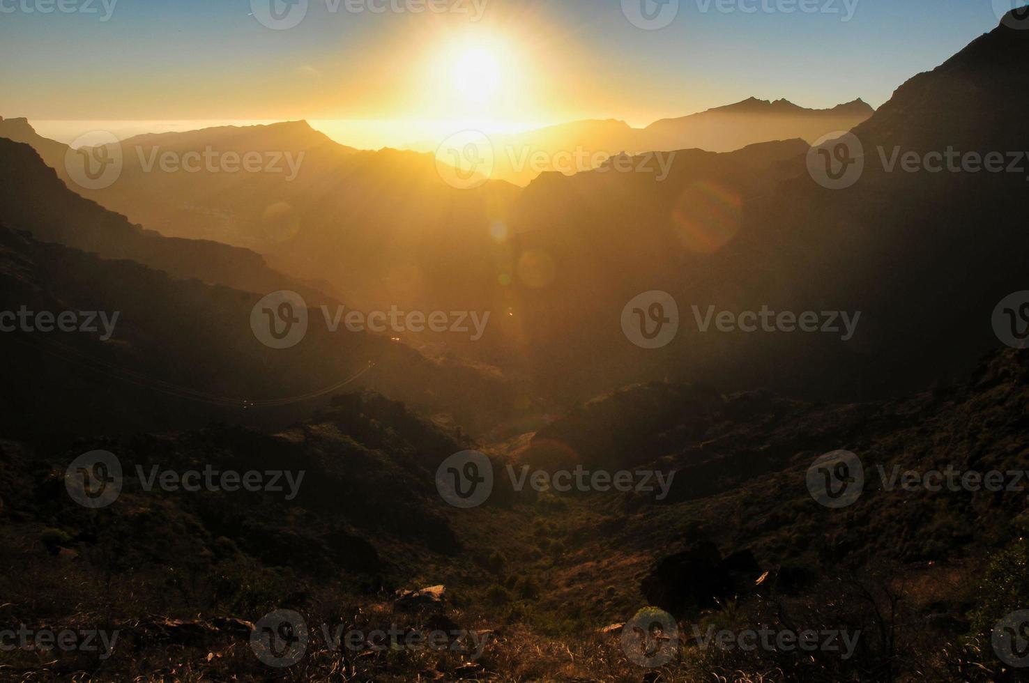 paisaje escénico de montaña foto