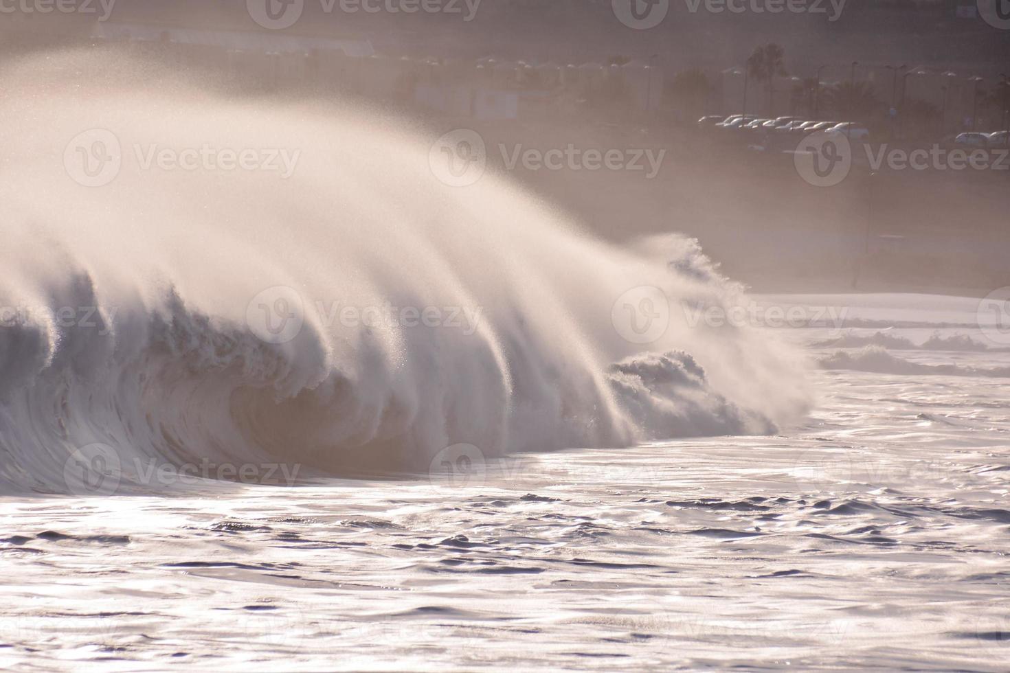 Huge sea waves photo