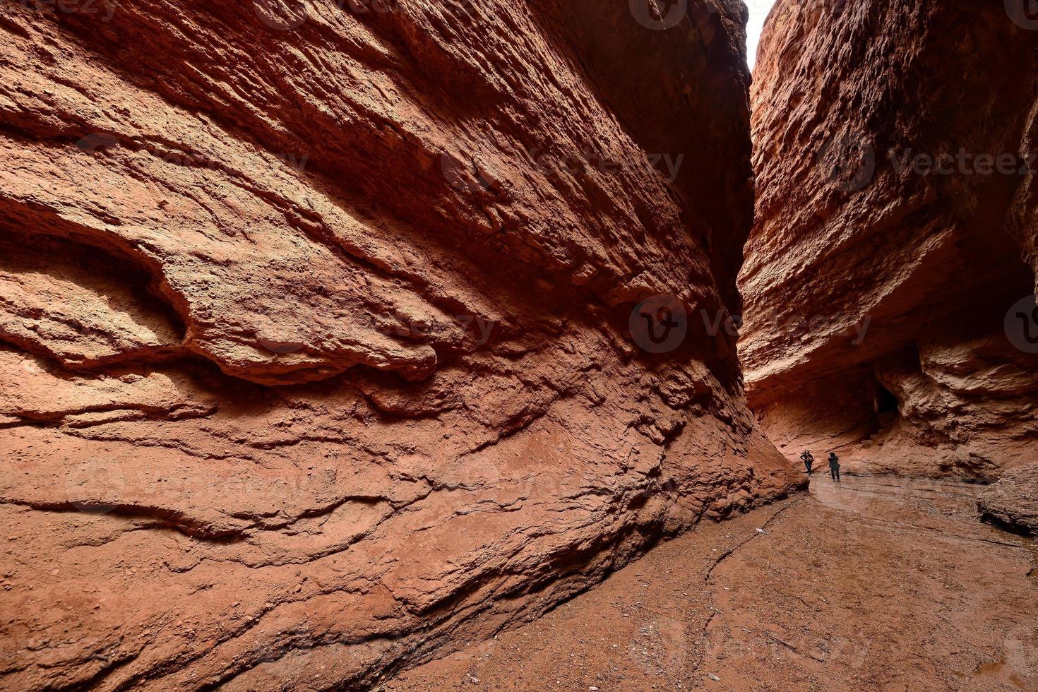 el misterioso grandioso cañón de tianshan montañas foto