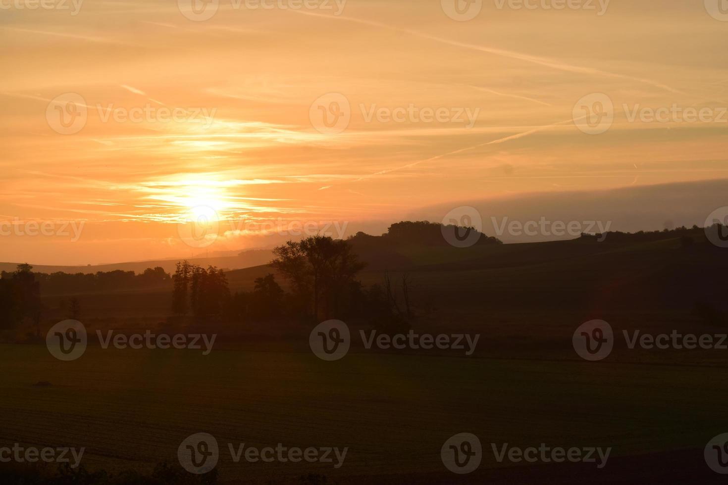 low orange sun photo