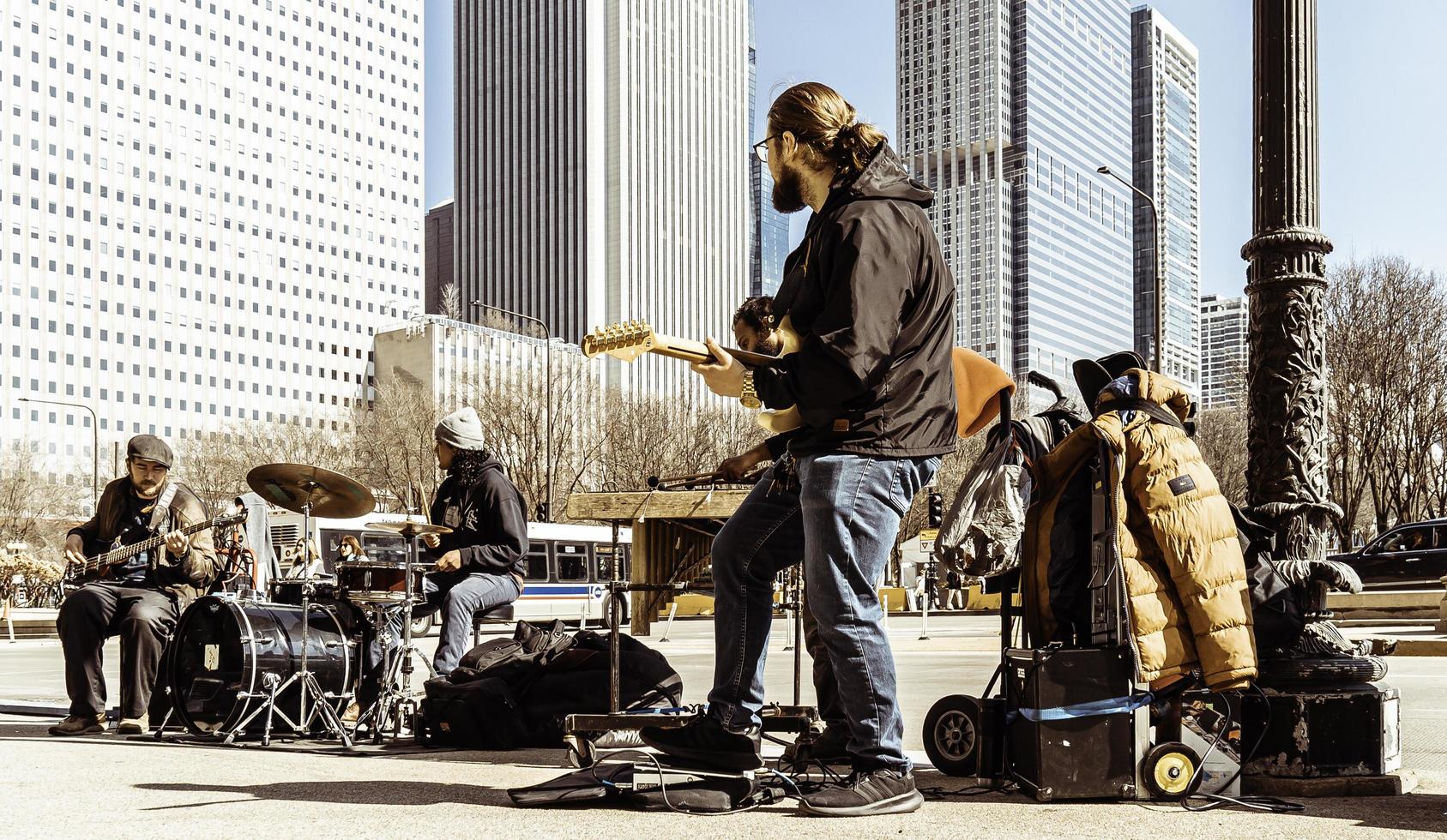 March 4 2023. Chicago, Illinois. A band performs music in downtown Chicago. photo