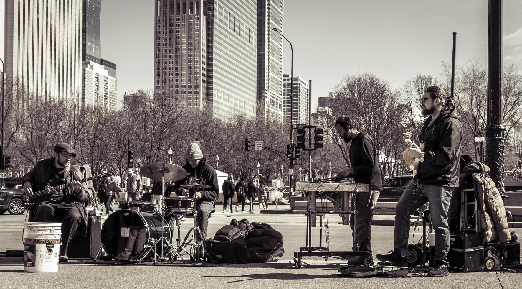 March 4 2023. Chicago, Illinois. A band performs music in downtown Chicago. photo