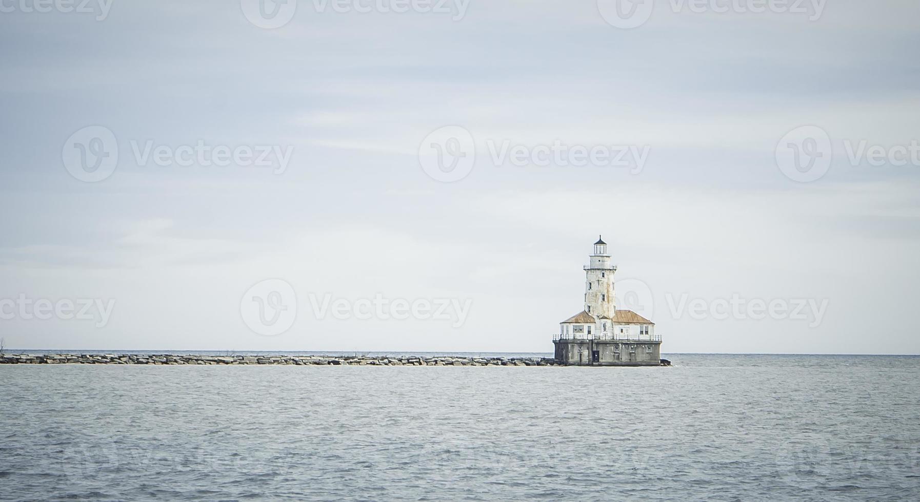 un faro cerca Armada muelle en chicago foto