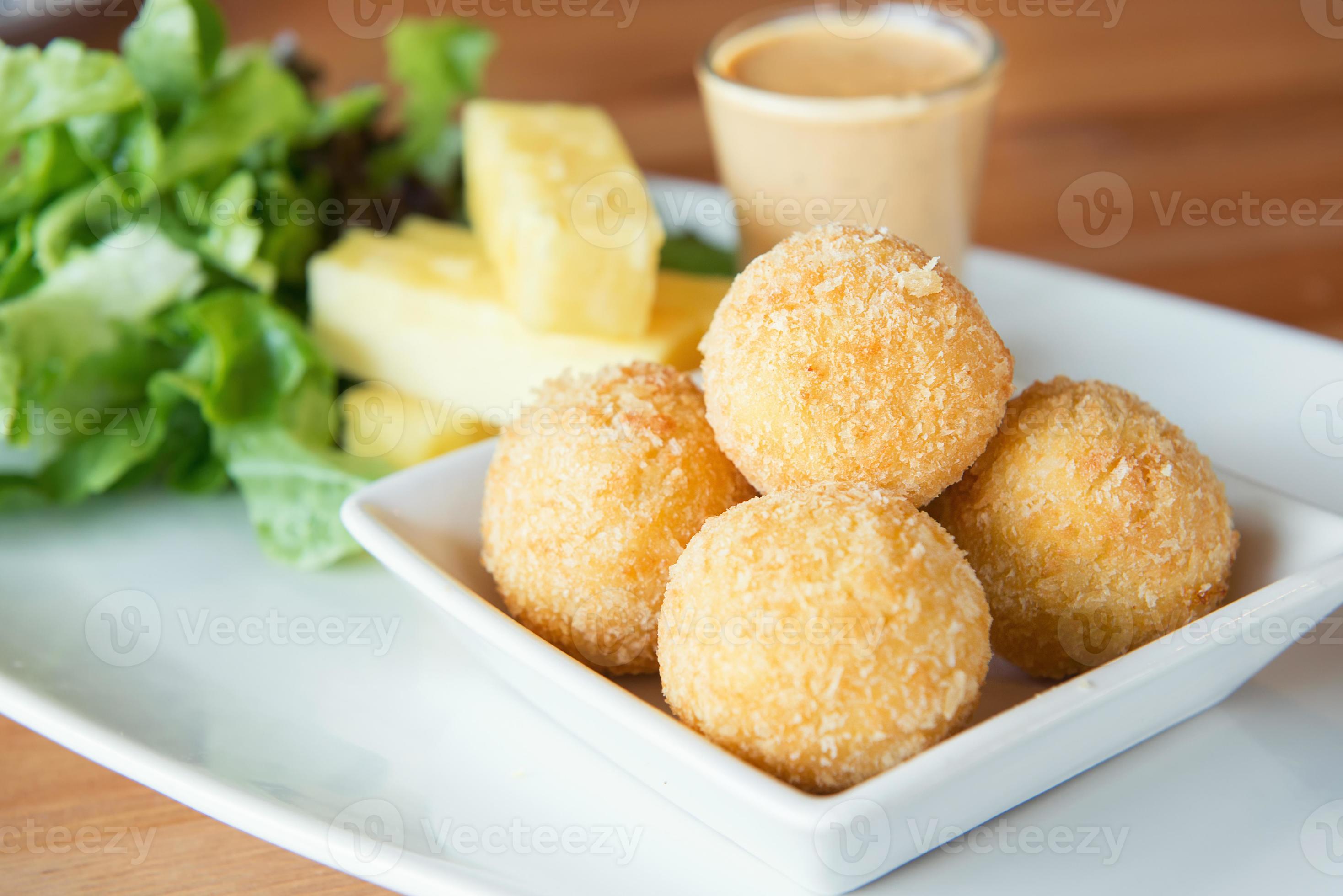 Deep Fried Cheese Balls 21889405 Stock Photo at Vecteezy