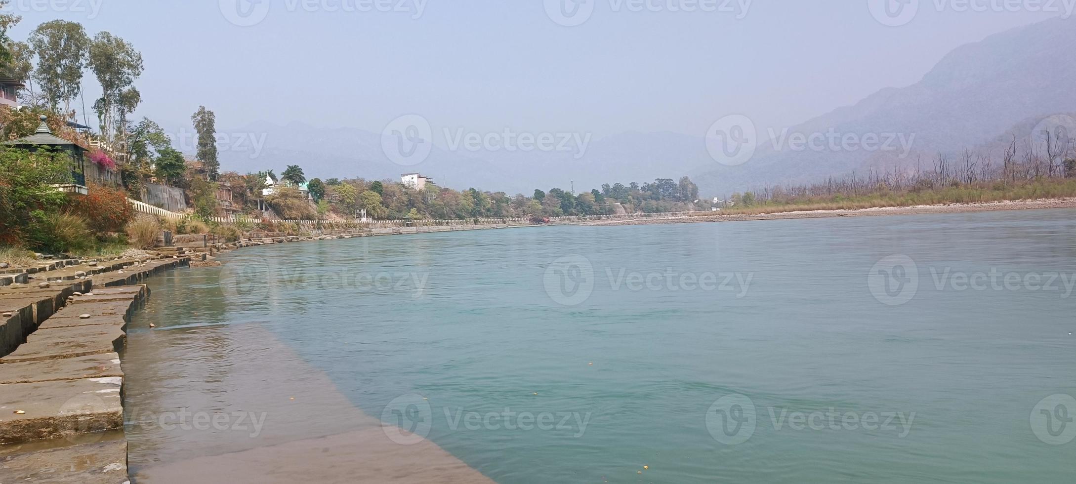 Ganga River Rishikesh photo